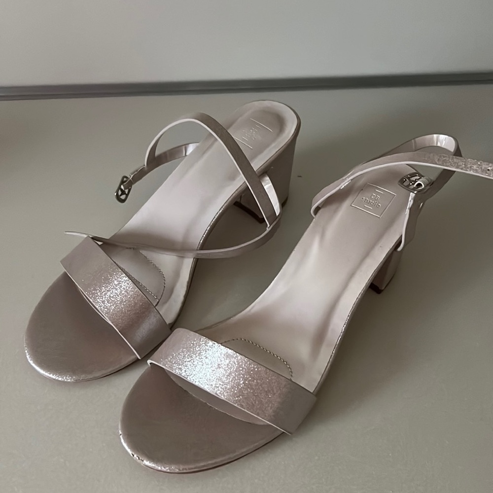 David’s bridal heels